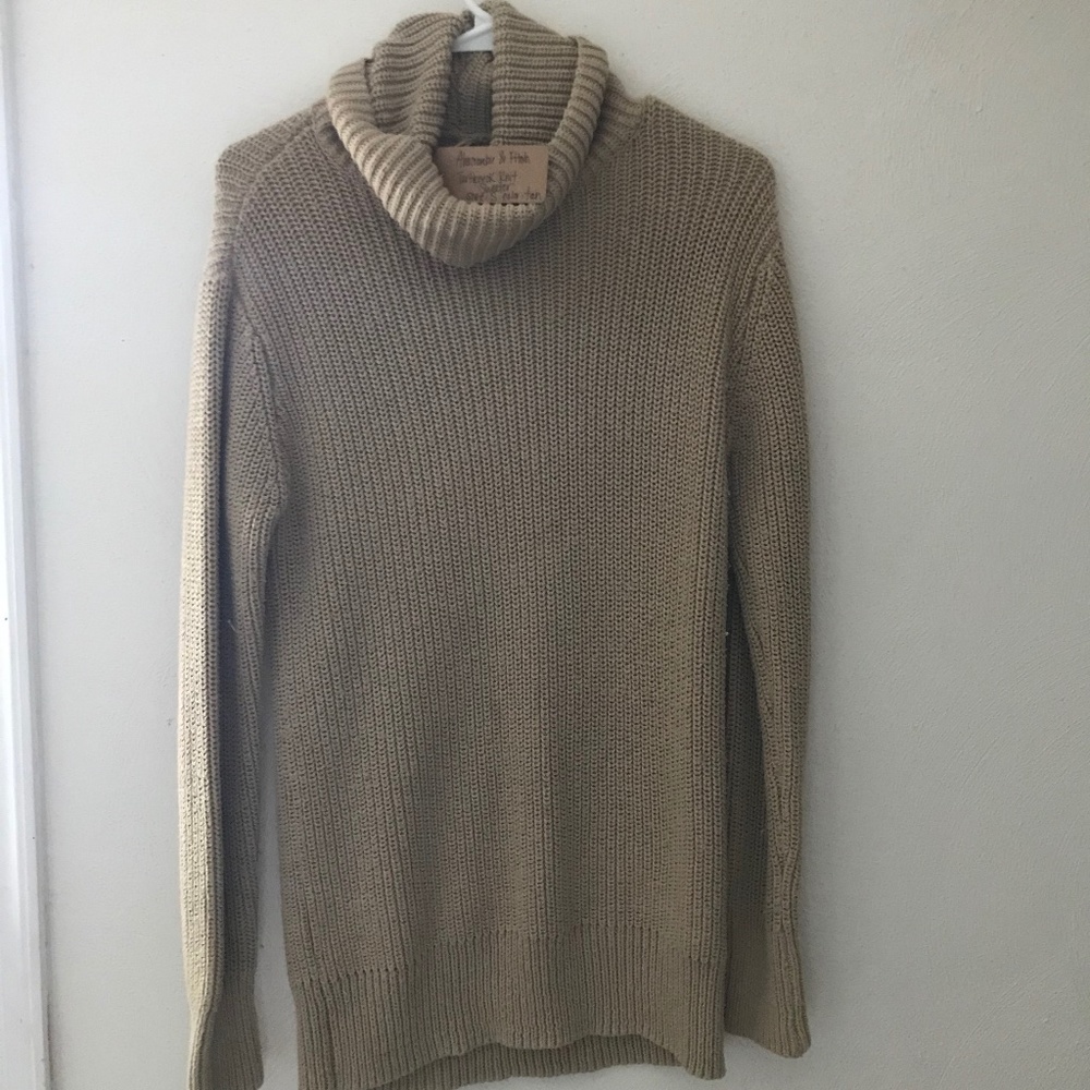 Abercrombie & Fitch Knit Turtleneck Sweater